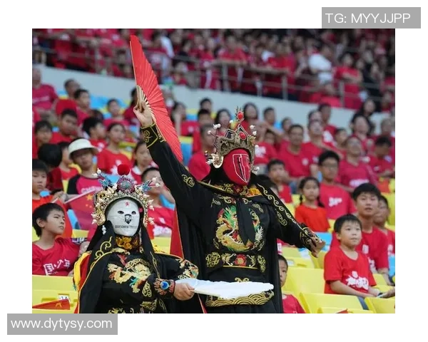 赛后分析：上海足球队与成都足球队的战术对决与启示